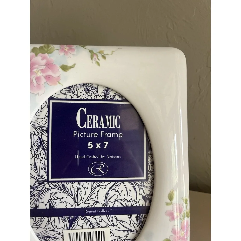 Vintage Ceramic Picture Frame White Pink Floral 5x7 Cottagecore Grannycore Sweet